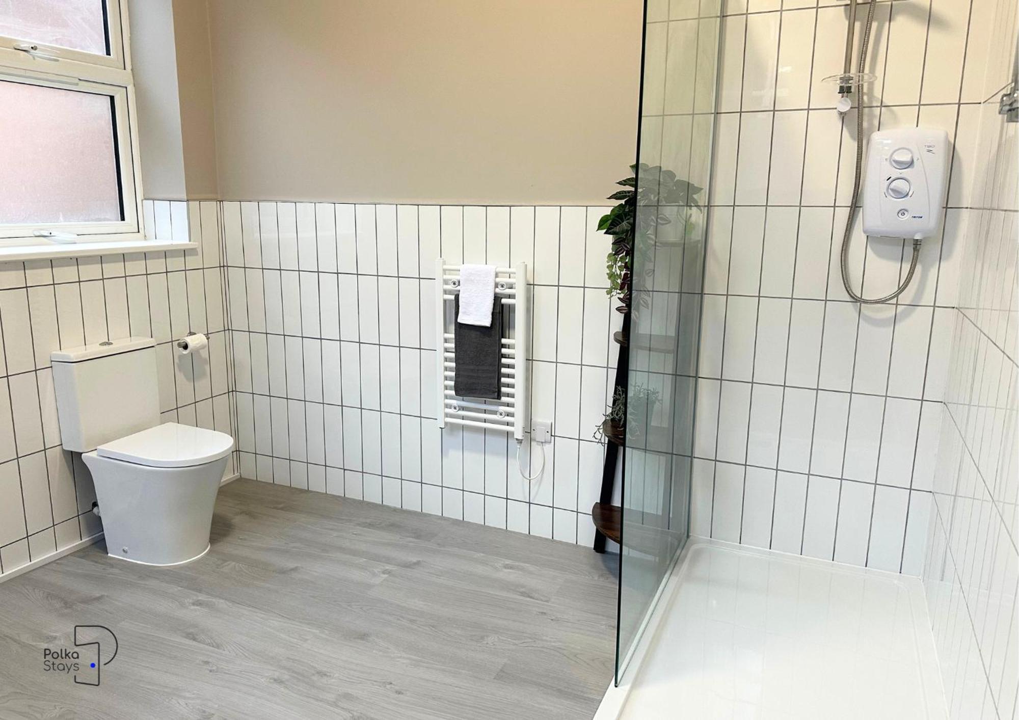 Hanley, Stoke - Modern Spacious By Polkastays * Hanley