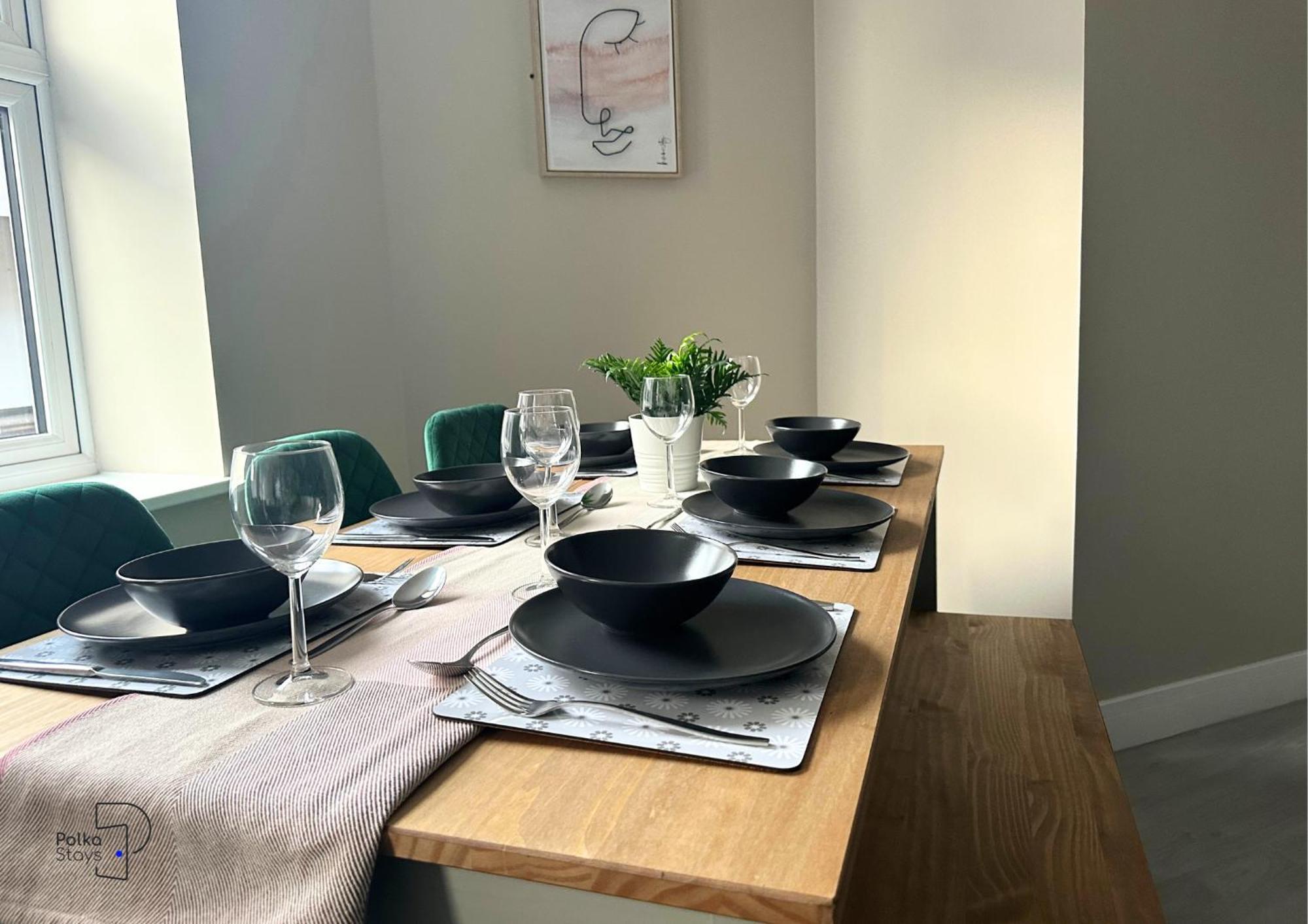 Hanley, Stoke - Modern Spacious By Polkastays Hanley