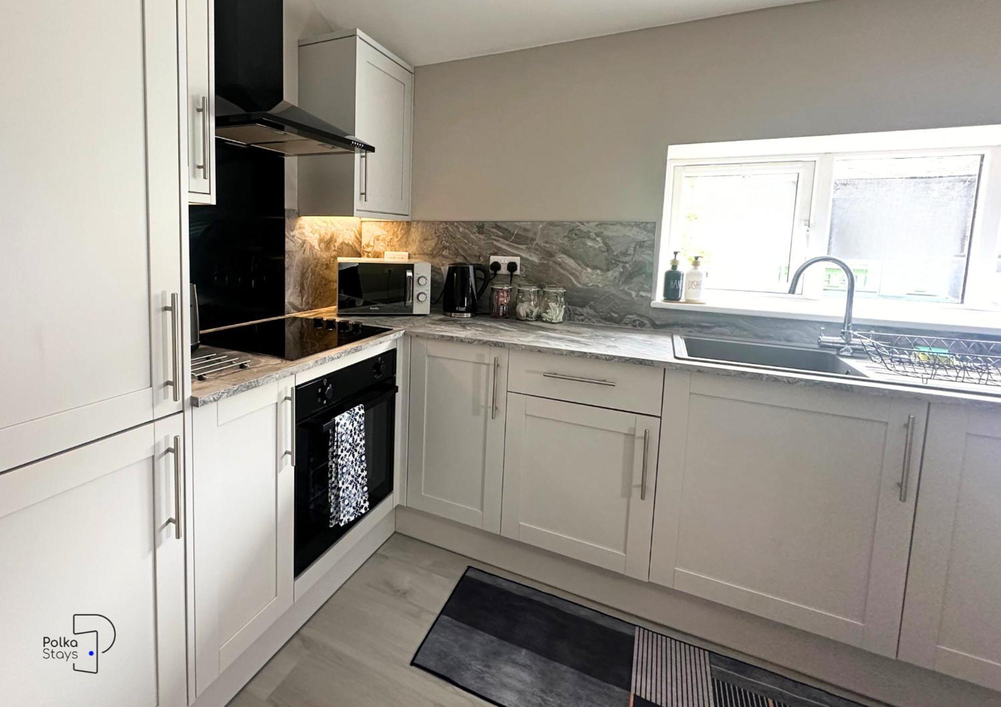 Hanley, Stoke - Modern Spacious By Polkastays * Hanley